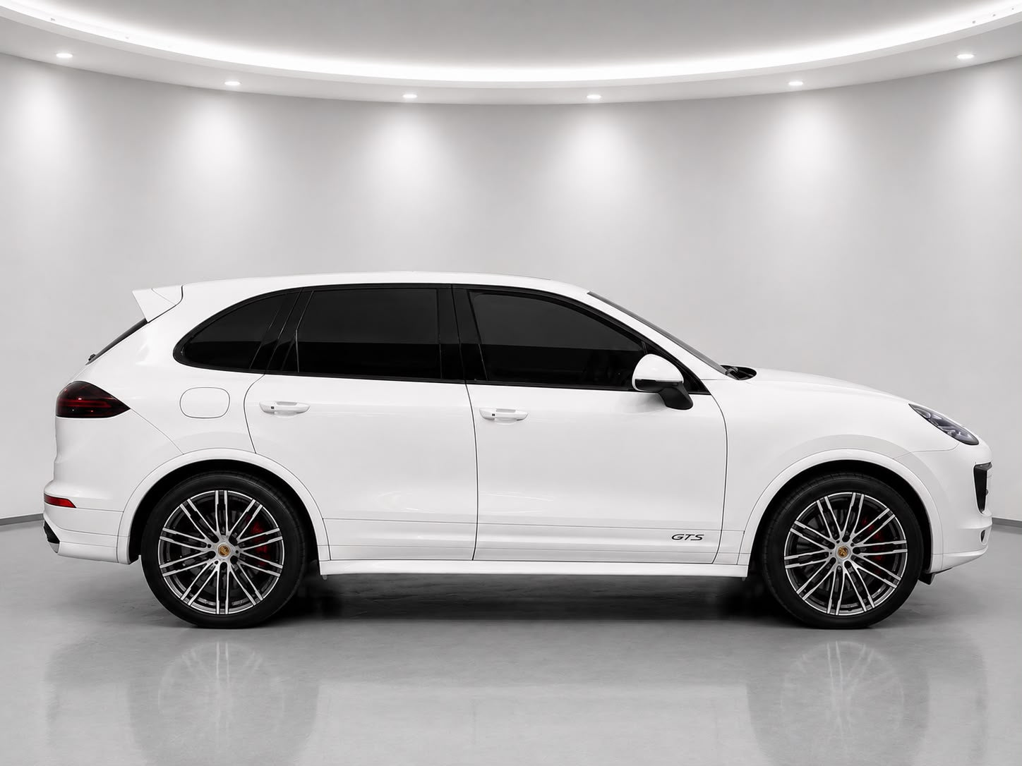 2017 Porsche Cayenne GTS