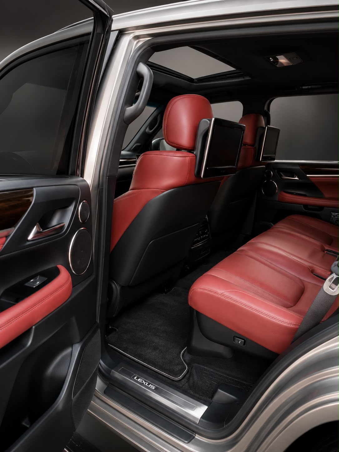 Lexus LX570 Platinum