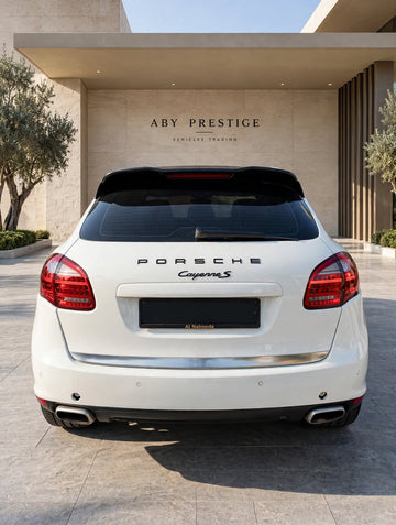 2011 Porsche Cayenne White thumbnail 4